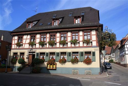 Landhotel Krone Königsbach-Stein Exteriör bild