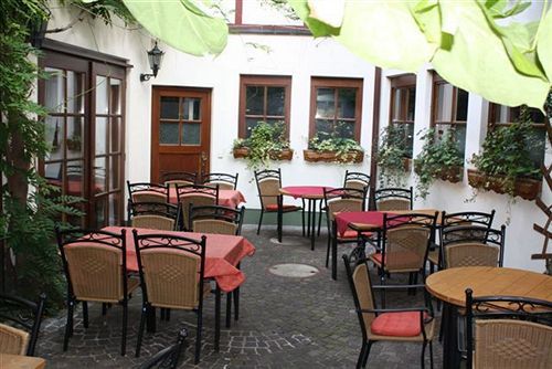 Landhotel Krone Königsbach-Stein Exteriör bild
